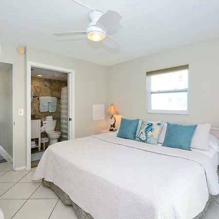 Canal 313 - Right In Siesta Key Village! Eksteriør billede