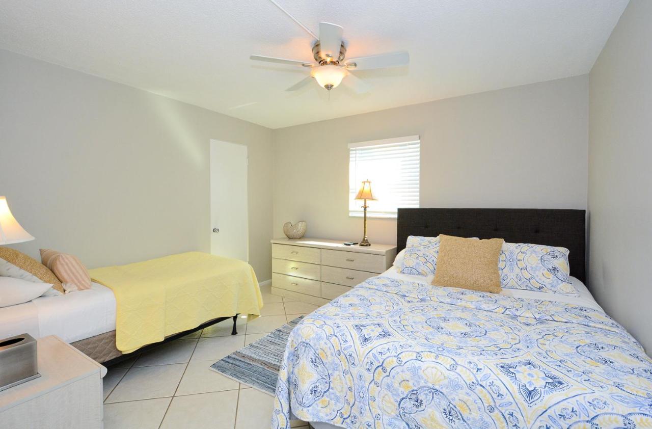 Canal 313 - Right In Siesta Key Village! Eksteriør billede